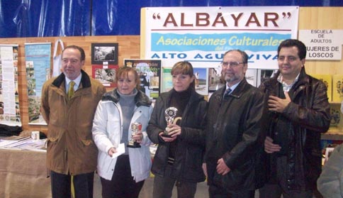 Autoridades y premiadas en 2010 en el certámen ExpoAlbayar